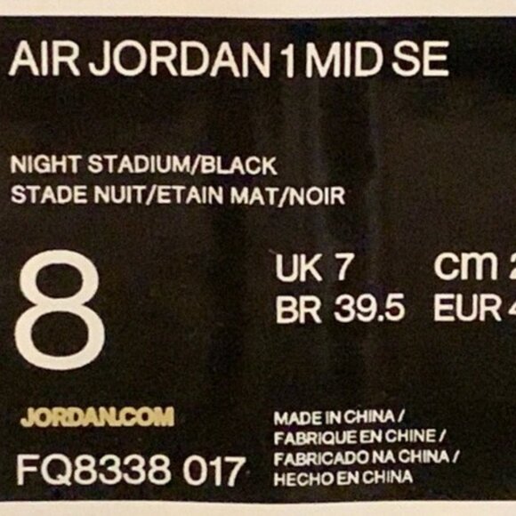 New in box! Nike Air Jordan 1 Mid SE - 8 - Dark Gray & Black High-Top Sneakers - Picture 5 of 6